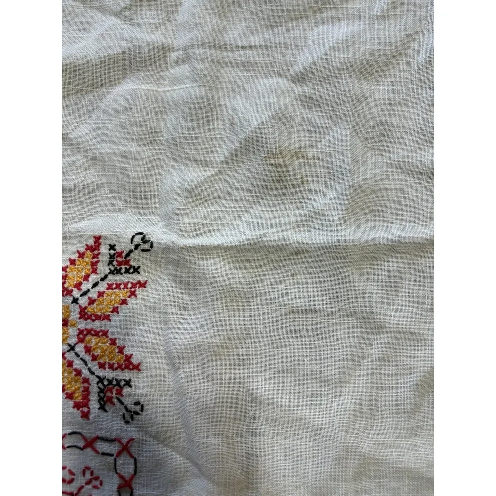 Vintage Floral Cross Stitch Tablecloth Red Black Yellow Tulip 47 x 47 MCM READ
